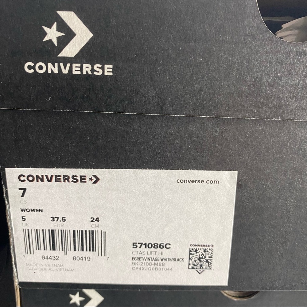 Converse Women’s Chuck Star It's Okay To Wander Platform - Picture 8 of 10